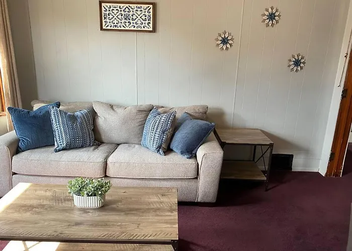 2-bedroom Apt. With Private Parking & Wifi Apartamento Quincy