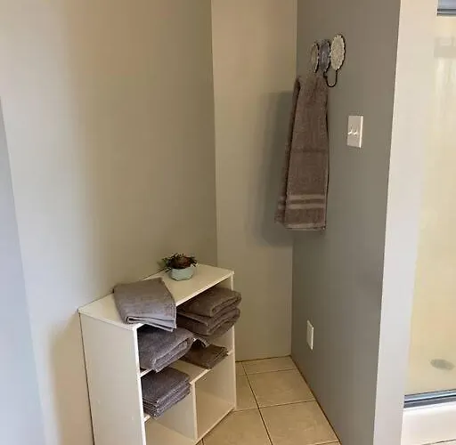 Apartamento 2-bedroom Apt. With Private Parking & Wifi *