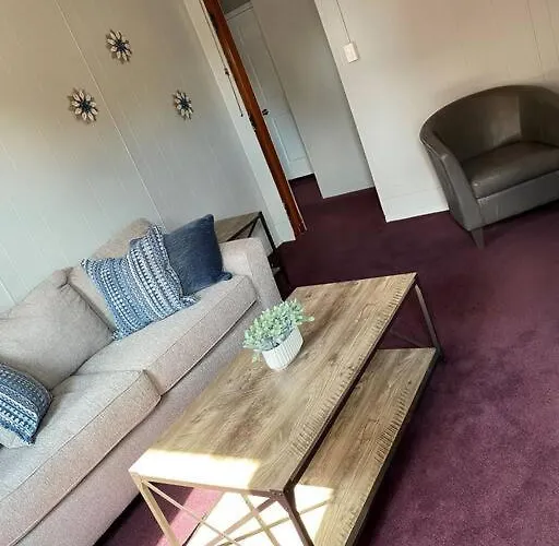 2-bedroom Apt. With Private Parking & Wifi Apartamento